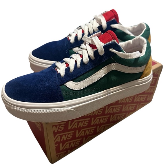Vans Shoes - Vans Old Skool Yatch Club Multicolor Women’s size 6 Sneakers skater
